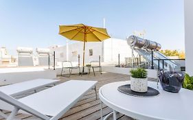Precioso Atico De Diseno, Gran Terraza De 35 M2 Y De 16 M2 Y Garaje En Pleno Centro